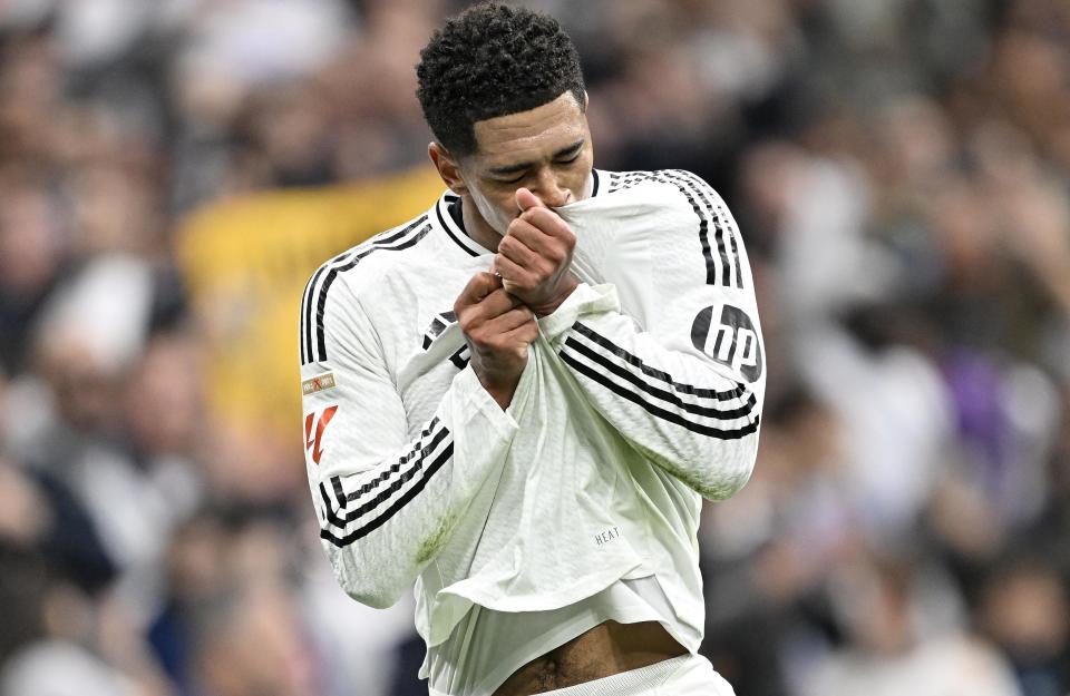 [图]足协杯-法比奥戴帽 国安3-0河南夺冠获亚冠资格