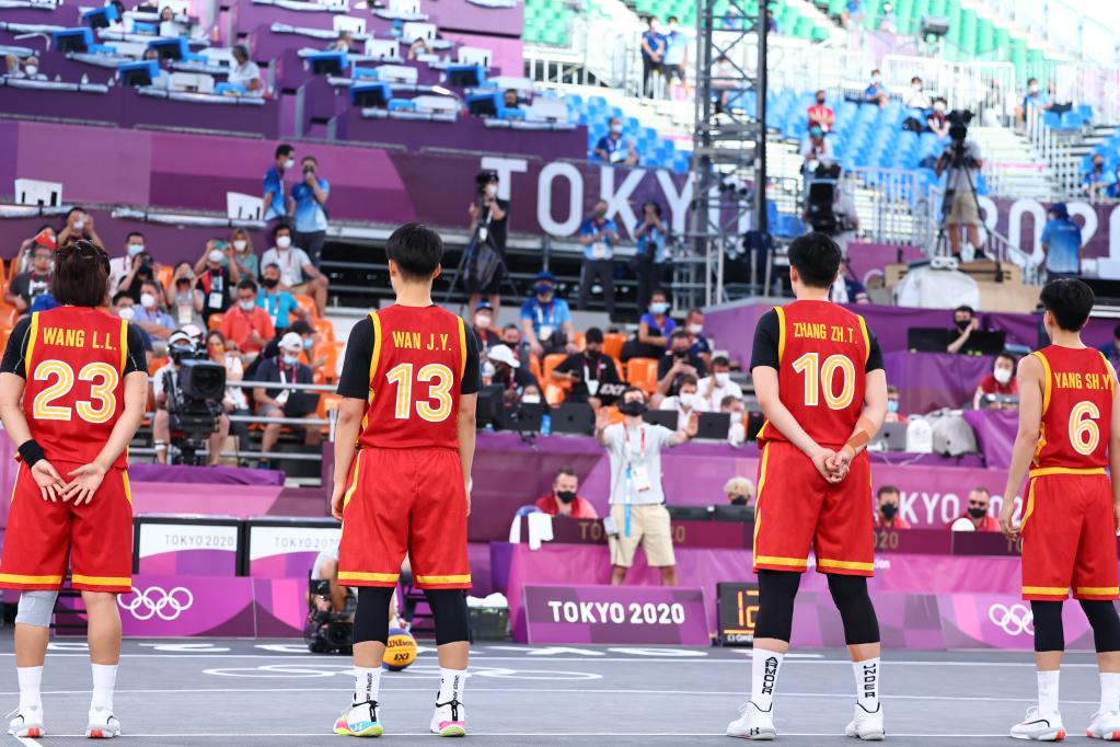 中国击剑小将闵文珺摘得世界中学生运动会首金