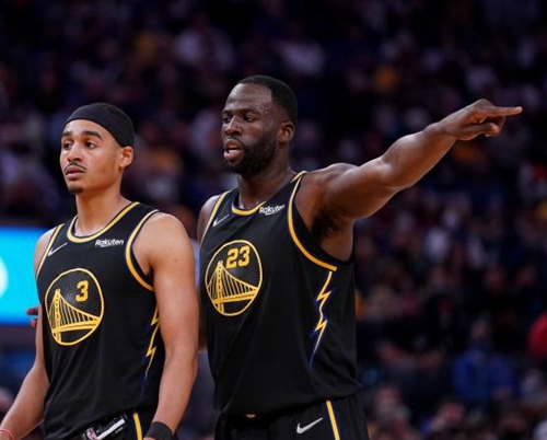 UZI夸赞最强女AD，小Z大魔王不比男玩家差