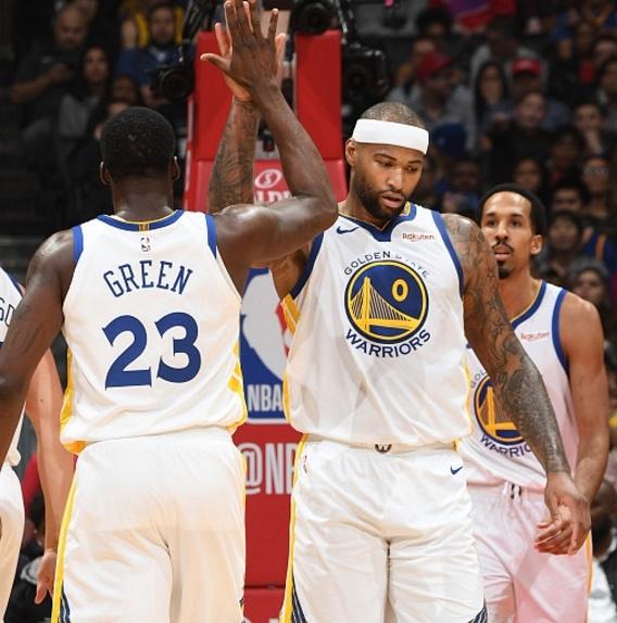 粉色连体服翘臀超性感！国外博主《剑星》伊芙新3D图