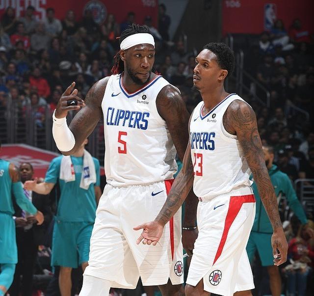 生猛！21岁小将替补梅开二度，后脚跟写意破门+戏耍裤袜