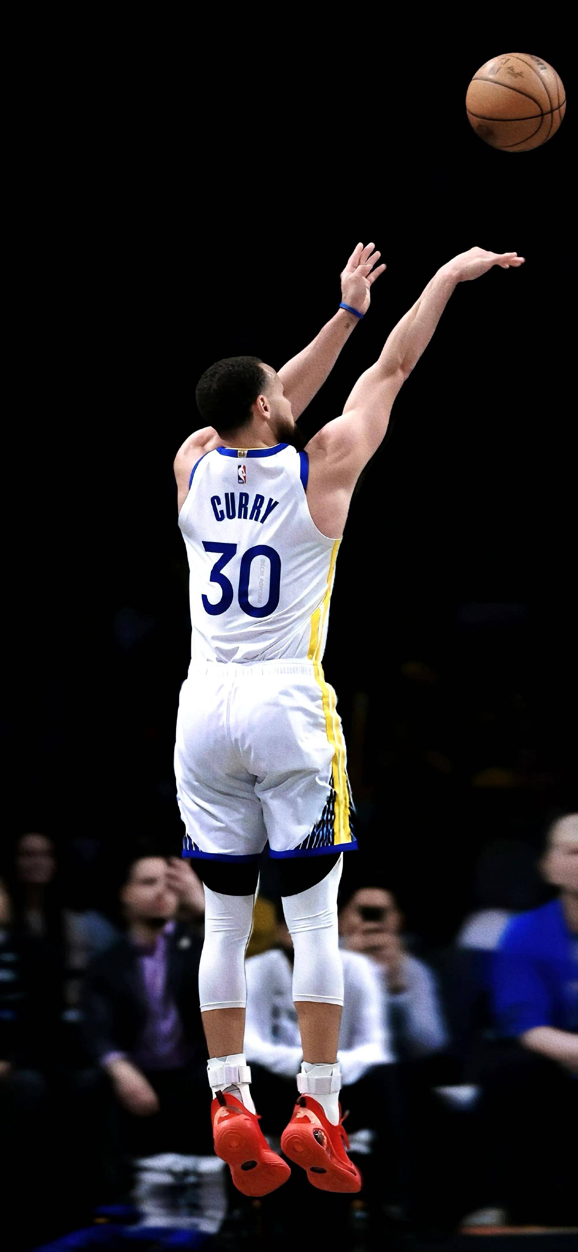 何宇鹏：在国安踢球真的很幸福；法比奥实至名归的金靴太帅啦