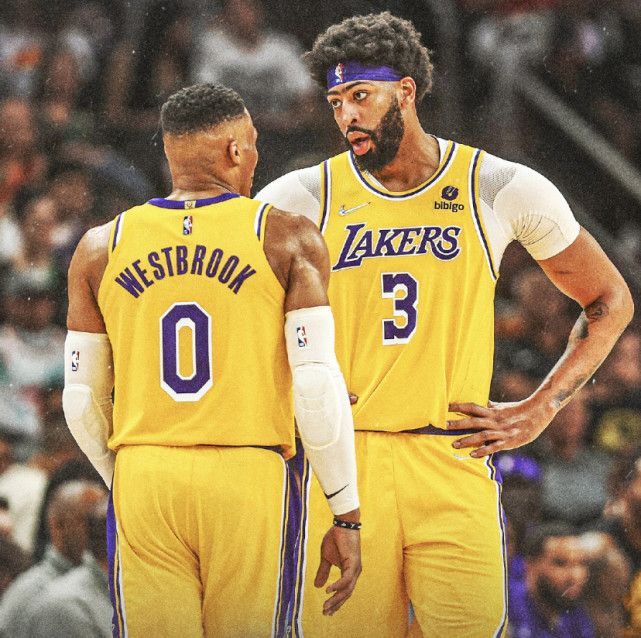 生日夜摆烂！周琦拿5分提前离场