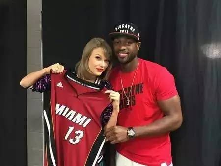 伤病满营！火箭篮网、快船爵士交锋，球星新秀对决谁能笑到最后？