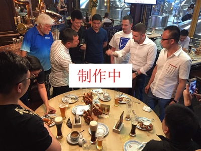 [F1]沙桐：汉密尔顿身披法拉利战袍 冲击个人第八冠